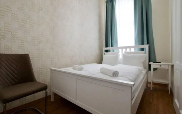 Premium Apartment by Hi5-Vaci str. 3 bedroom (219)