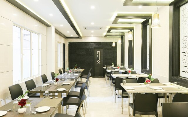 Treebo Emirates Residency