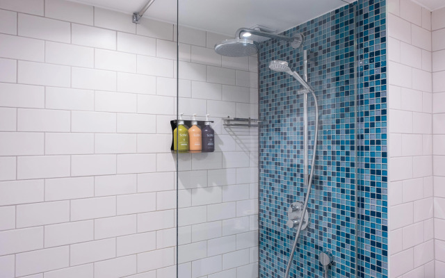 Holiday Inn Doncaster A1 M Jct 36 by IHG