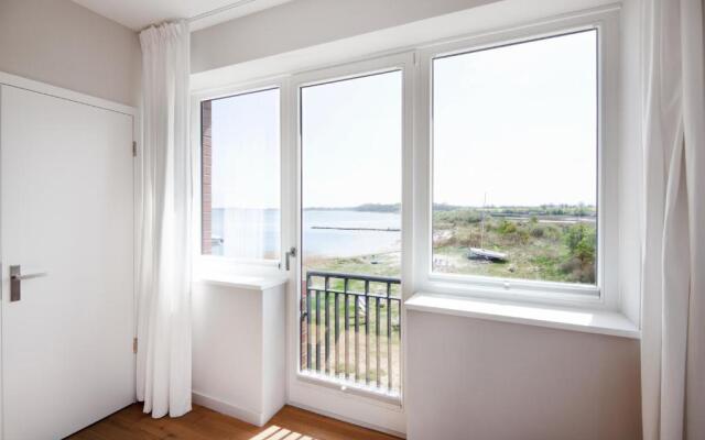 Bades Huk Marina Hotel