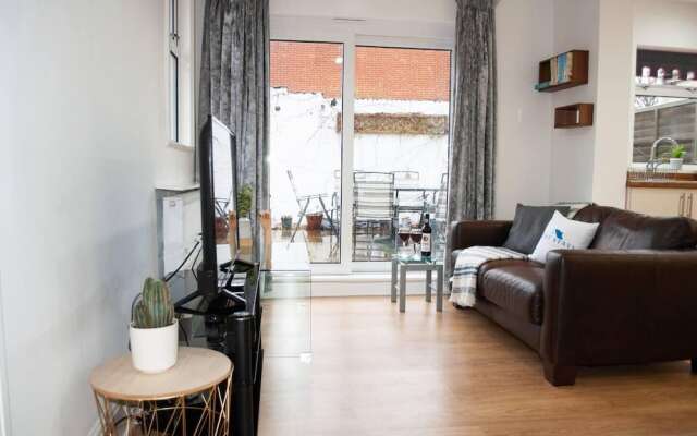 Bedford Road Garden Apartment