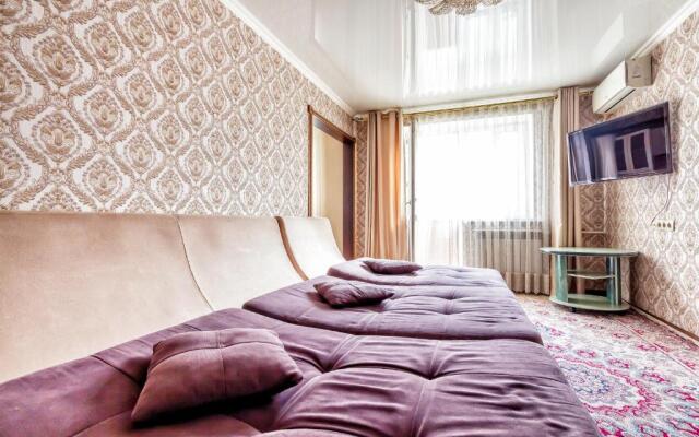 413 Вместительные апартаменты в самом центре Алматы