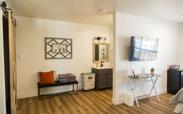 Happy Trails Bed and Breakfast