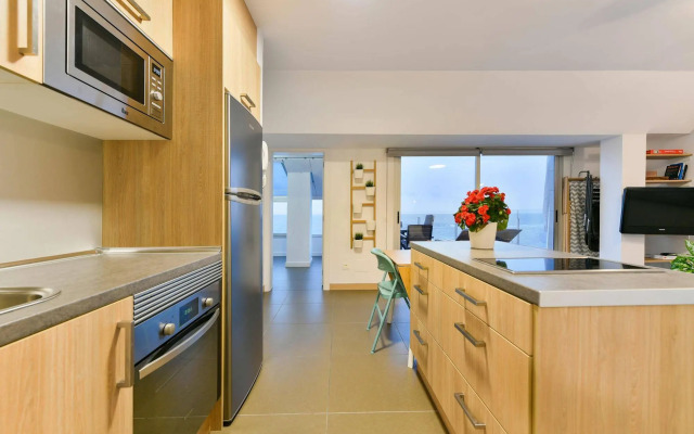 Roof Top Suite - Living Las Canteras