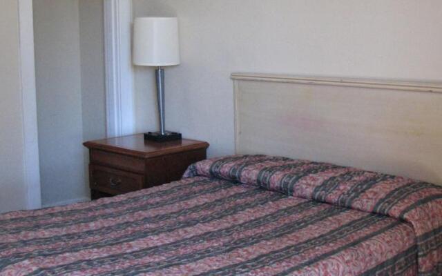 Budget Inn
