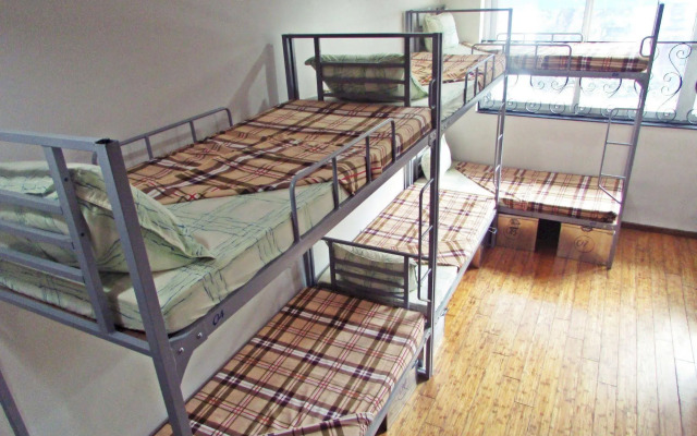 Hanoi Light Hostel