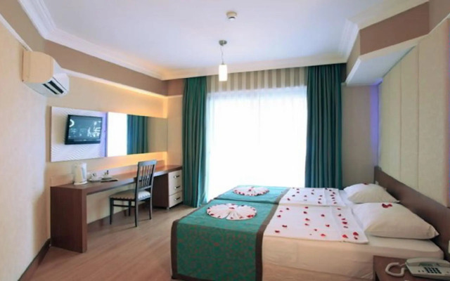 Taç Premier Hotel & Spa