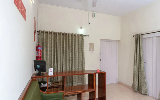 OYO 19010 Tower Residency