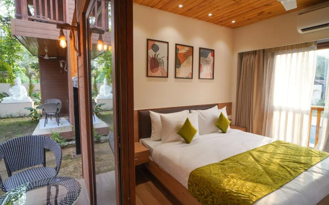TreeHouse MARS Beach Cottages