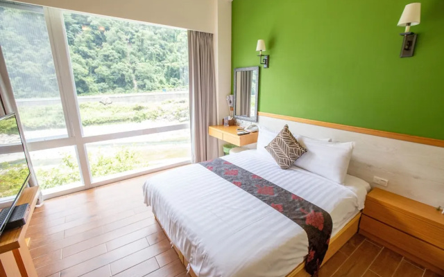 Songhe ShanShuei B&B Hotel
