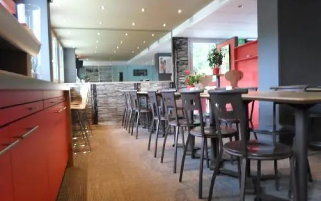 ibis les Etangs des Moines