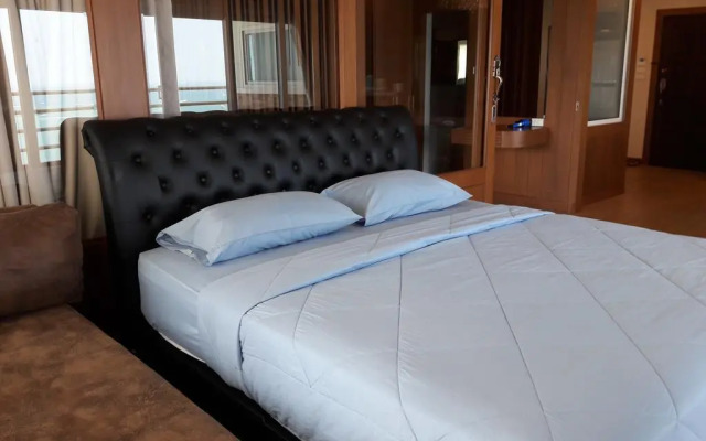 Blue Ocean Suite