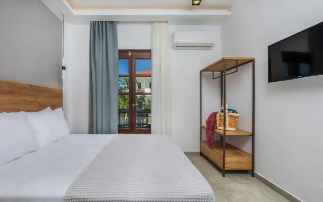 Eleon Suites & Apartments