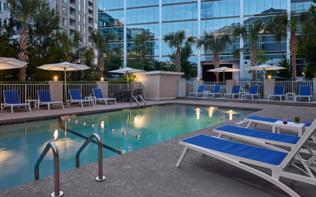 Holiday Inn Express Charleston – Downtown Medical Area