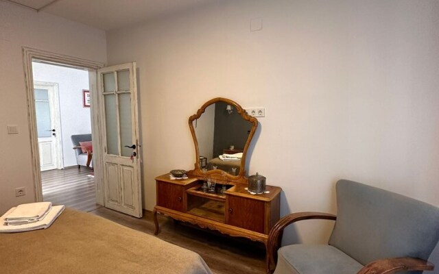 Beige Rooms