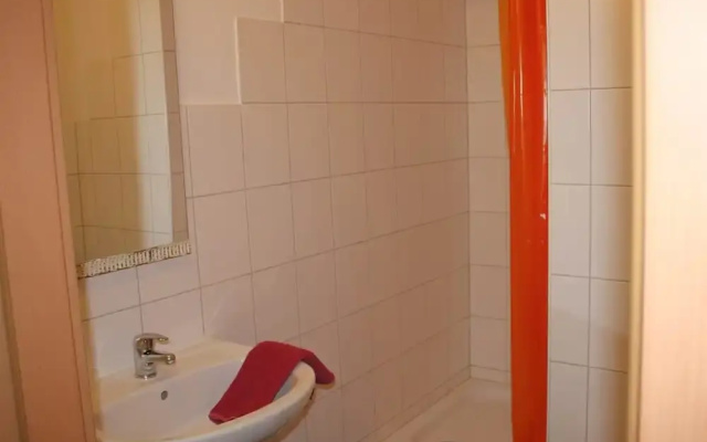 Ferienwohnung mit Eigener Terrasse in Hueddingen