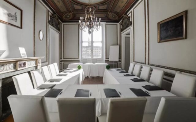 Palazzo Alfieri Residenza d’epoca – Alfieri Collezione