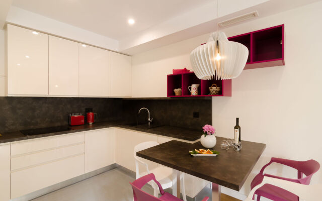 Antonio Luxury Beach Suites