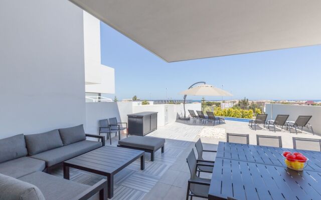 Fidalsa Villa Moet & Chandon Sea Views