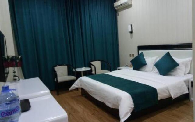 Longhao Hotel