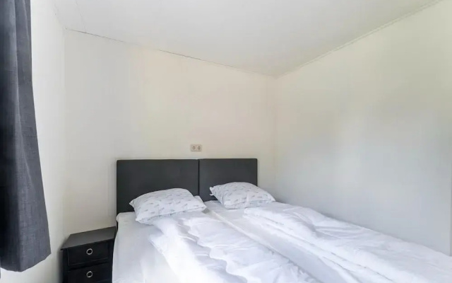 Charming Holiday Home in Kaatsheuvel Near Efteling
