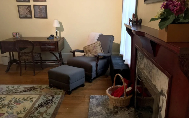 The Parsonage Inn LLC