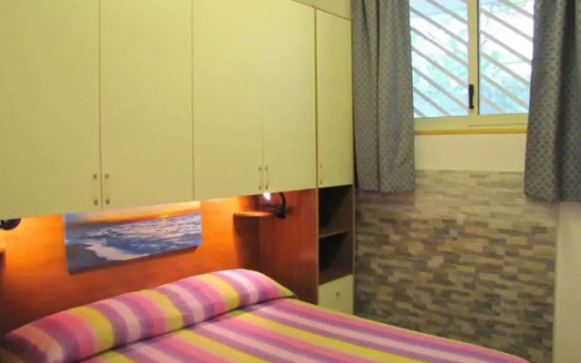 Bright Apartment Near Baia Verde Beaches