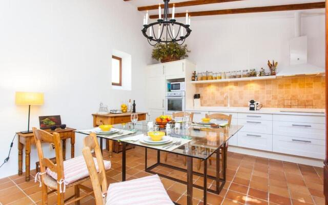 Beautiful House Ca Madò Maria with views of Bunyola