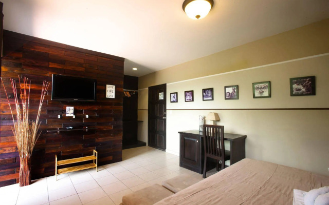 Manglar Lodge