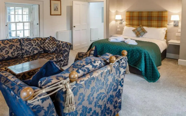 Conon Hotel