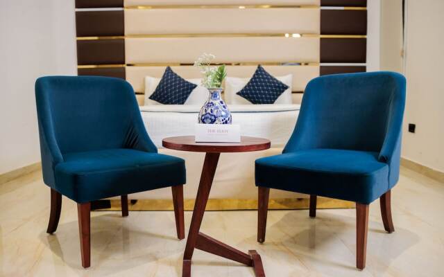 The Eliot Hotel & Banquet