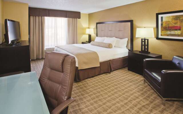 La Quinta Inn & Suites by Wyndham Hot Springs