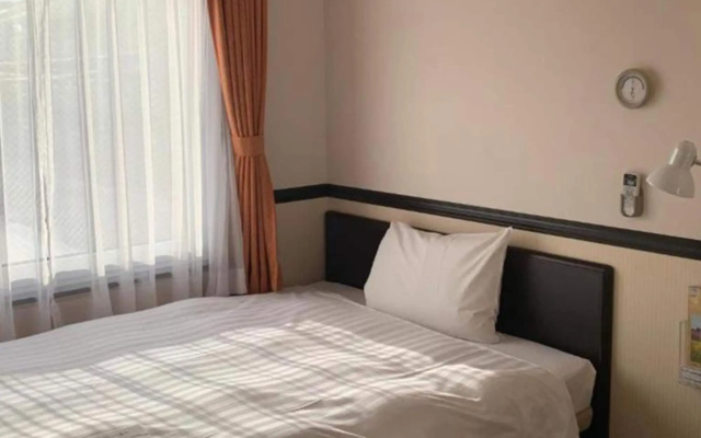Toyoko Inn Kakegawa Station Shinkan Line Minami – Guest Rooms – Kakegawa