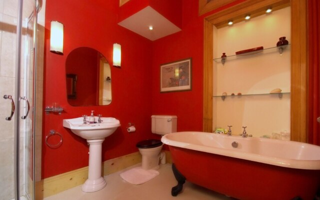 Cambo House And Estate B&B