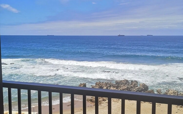 Camarque Beach Resort