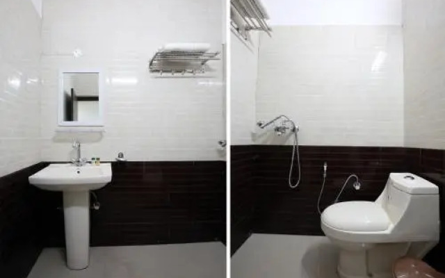 Hotel The Benz By OYO Rooms