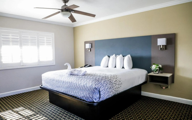 Sea Breeze Inn