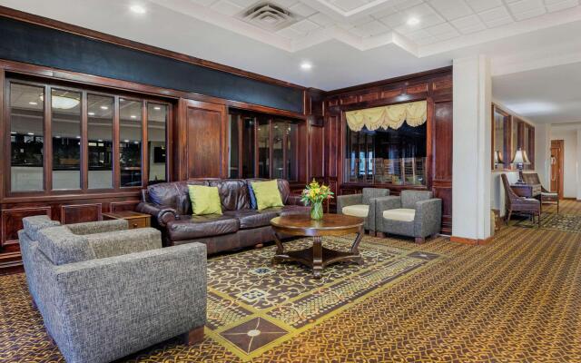 Clarion Hotel and Conference Center Harrisburg West