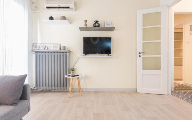 Lovely 1 Bedroom Apartment in Athens