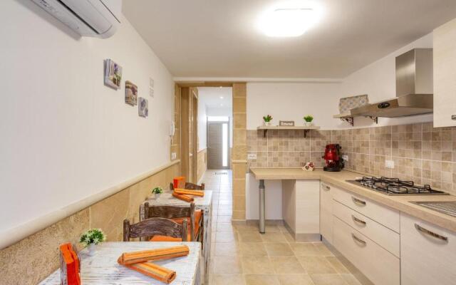 Casina Sofia by BarbarHouse