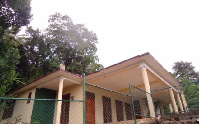Peradeniya Rest House