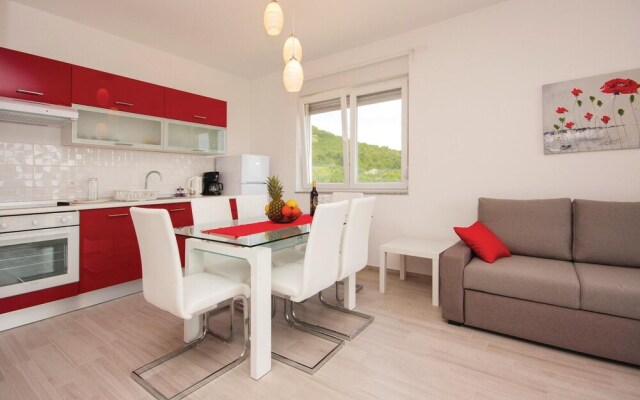 Awesome Home in Tribunj With Wifi and 3 Bedrooms