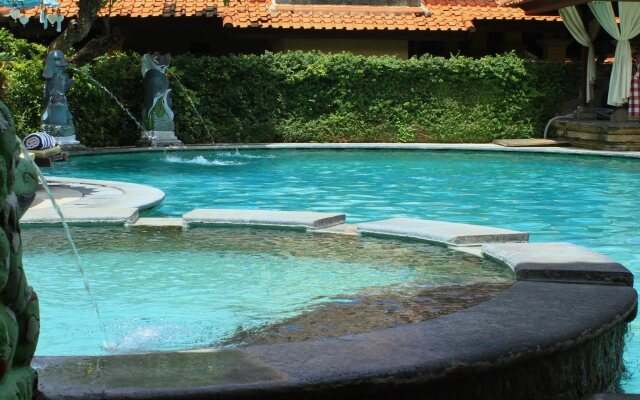 Royal Hotel and Villa Bali