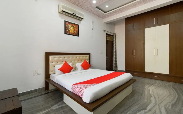 OYO 45329 Hotel Shreemaya