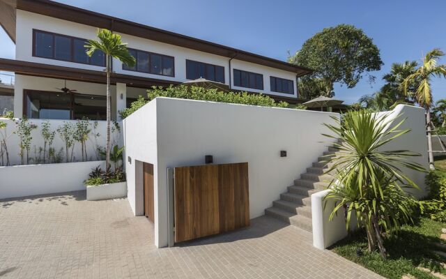 Lemongrass Pool Villa