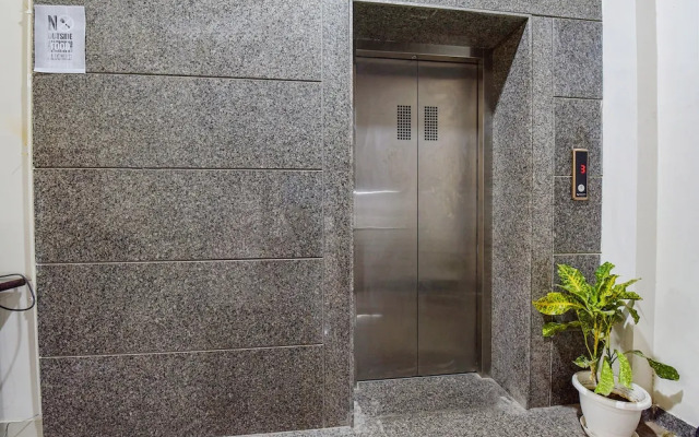 Fabhotel Grand Lotus