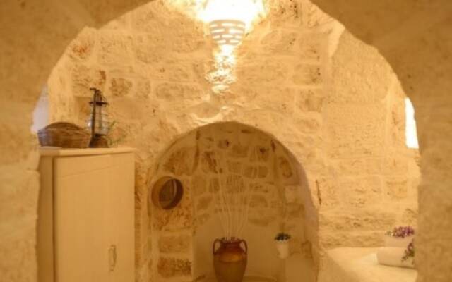 Trullo Mil With Private Pool by Apuliarentals