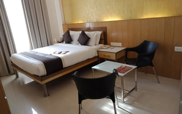 Hotel Sandesh Kingston