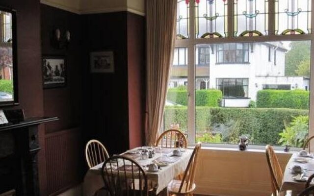 Somerton House B  B