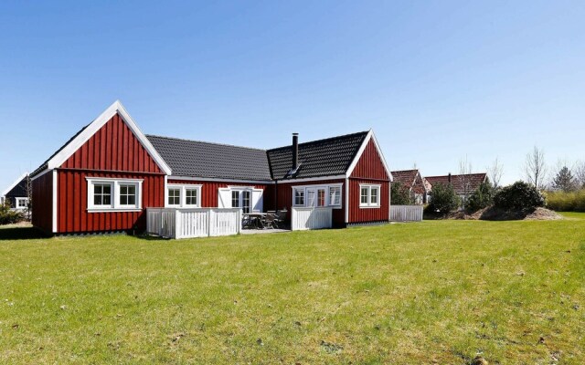 Spacious Holiday Home With Sauna in Vejby